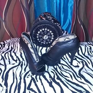 Ladies shoes
